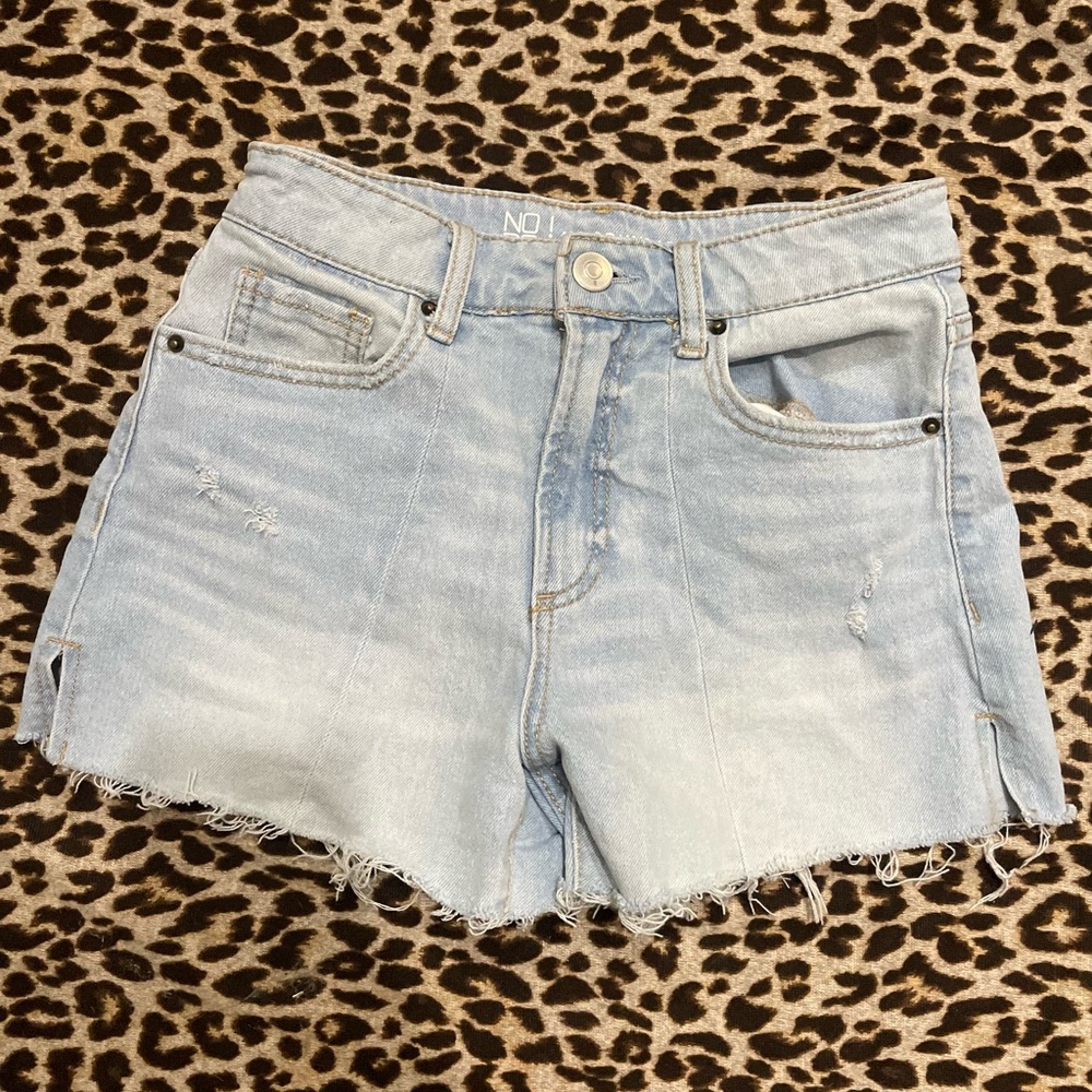 High rise Shortie shorts!